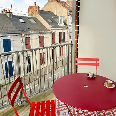 Balcon Prive & Deco Elegante Apartment