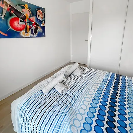 Balcon Prive & Deco Elegante Apartment